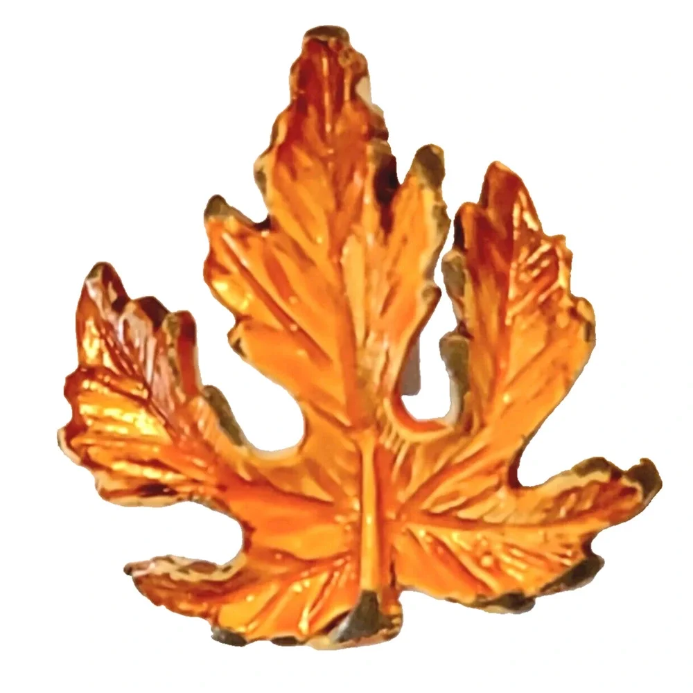 Vintage GERRYS Leaf Pin‎ Orange Enamel Fall Colors 1